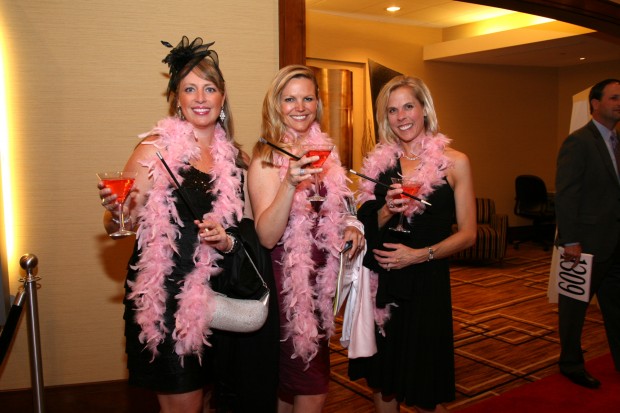 Lesley Wagner, Valerie Carr, Julie Koontz